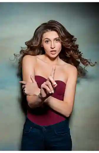 Escort Service in Charbagh, Lucknow